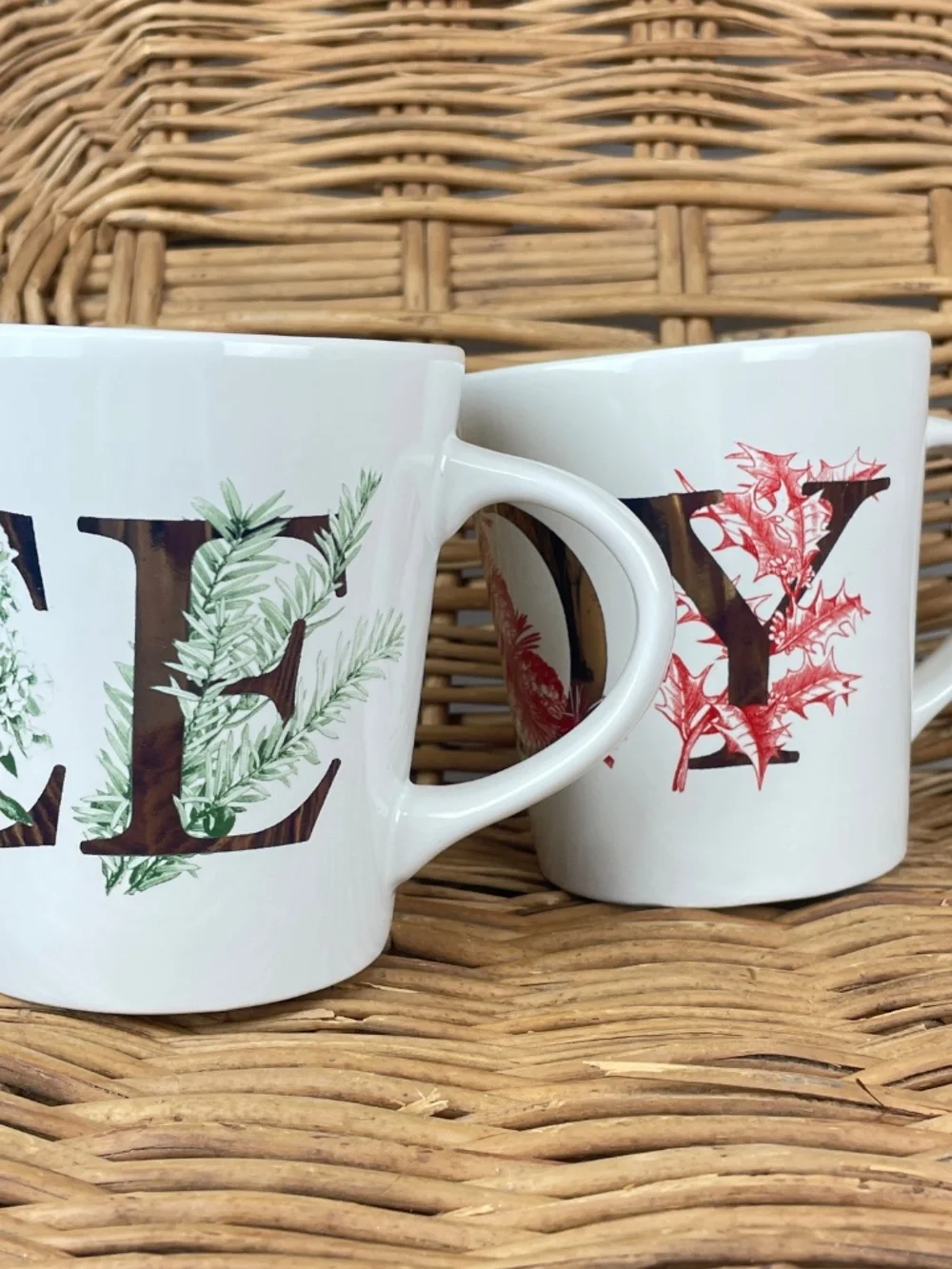 Williams Sonoma Ceramic Floral Christmas Coffee Mugs PEACE and JOY - Set of 4